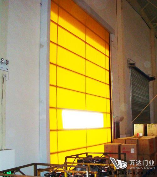 曲江工厂堆积门